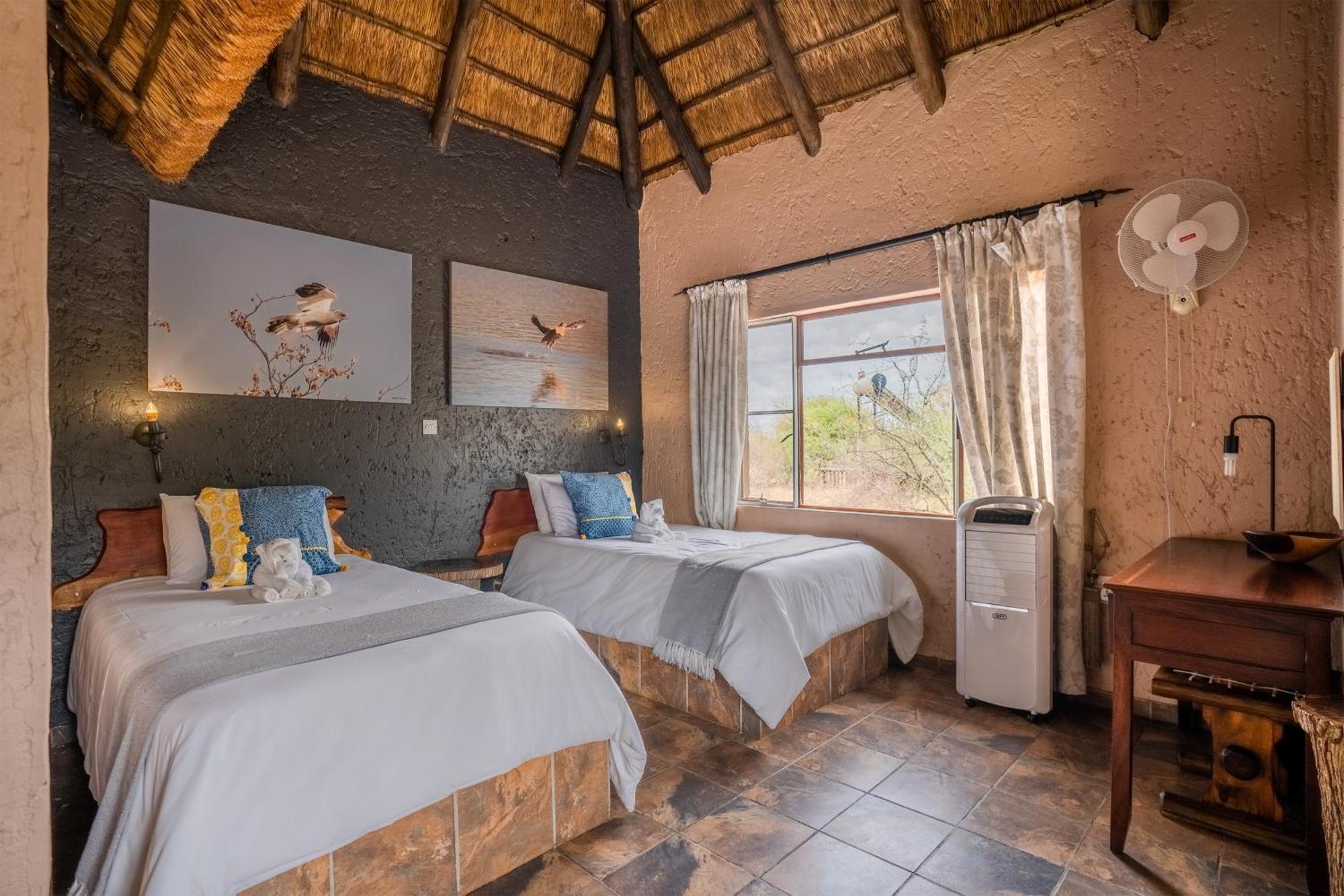 Grassland Safari Lodge Ghanzi エクステリア 写真
